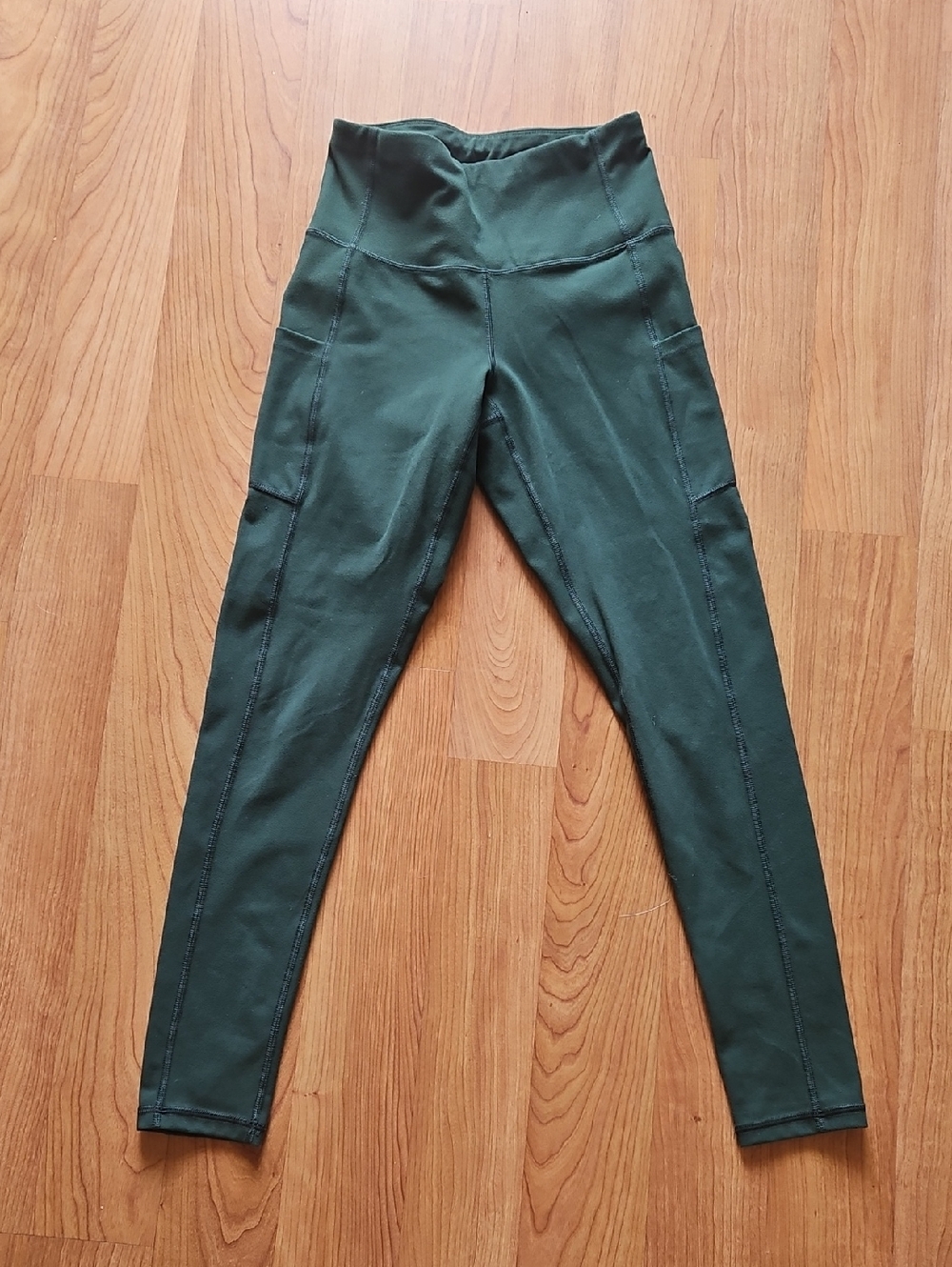 Ewedoos High-Waist Forest Green Leggings - Size Small - Like New Condition!